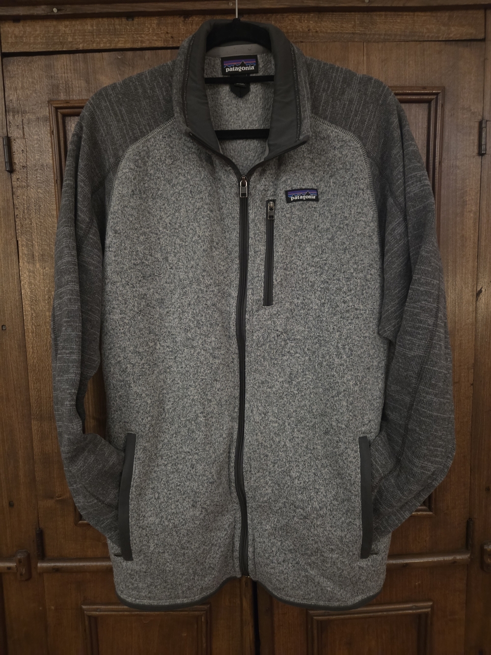 Patagonia Men's Gray Full-Zip Fleece Jacket with Dark Gray Accents
